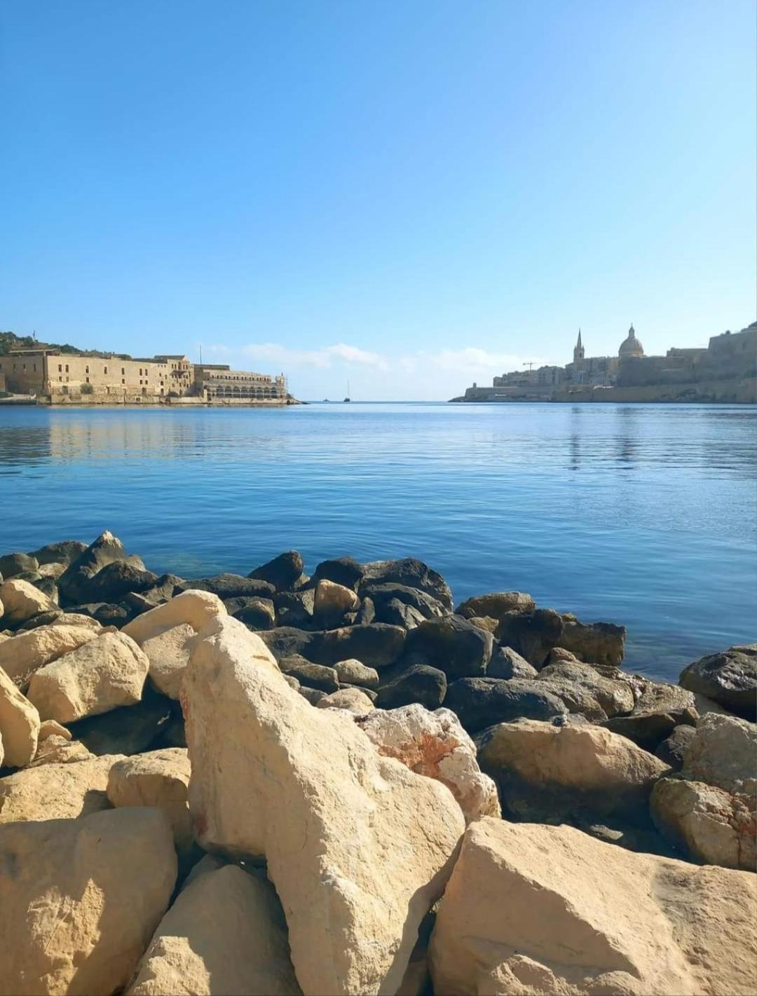 Limestone Sun Suites Sliema Buitenkant foto