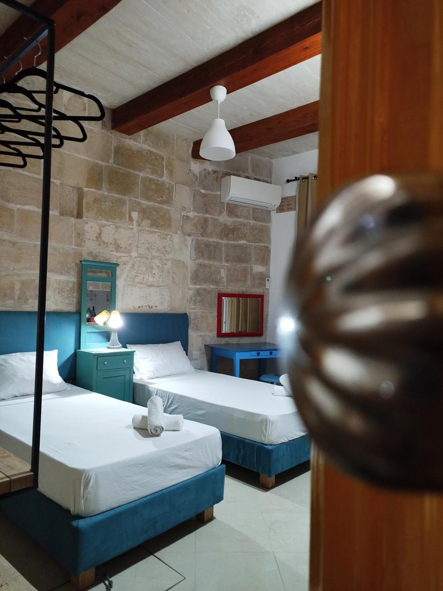 Limestone Sun Suites Sliema Buitenkant foto
