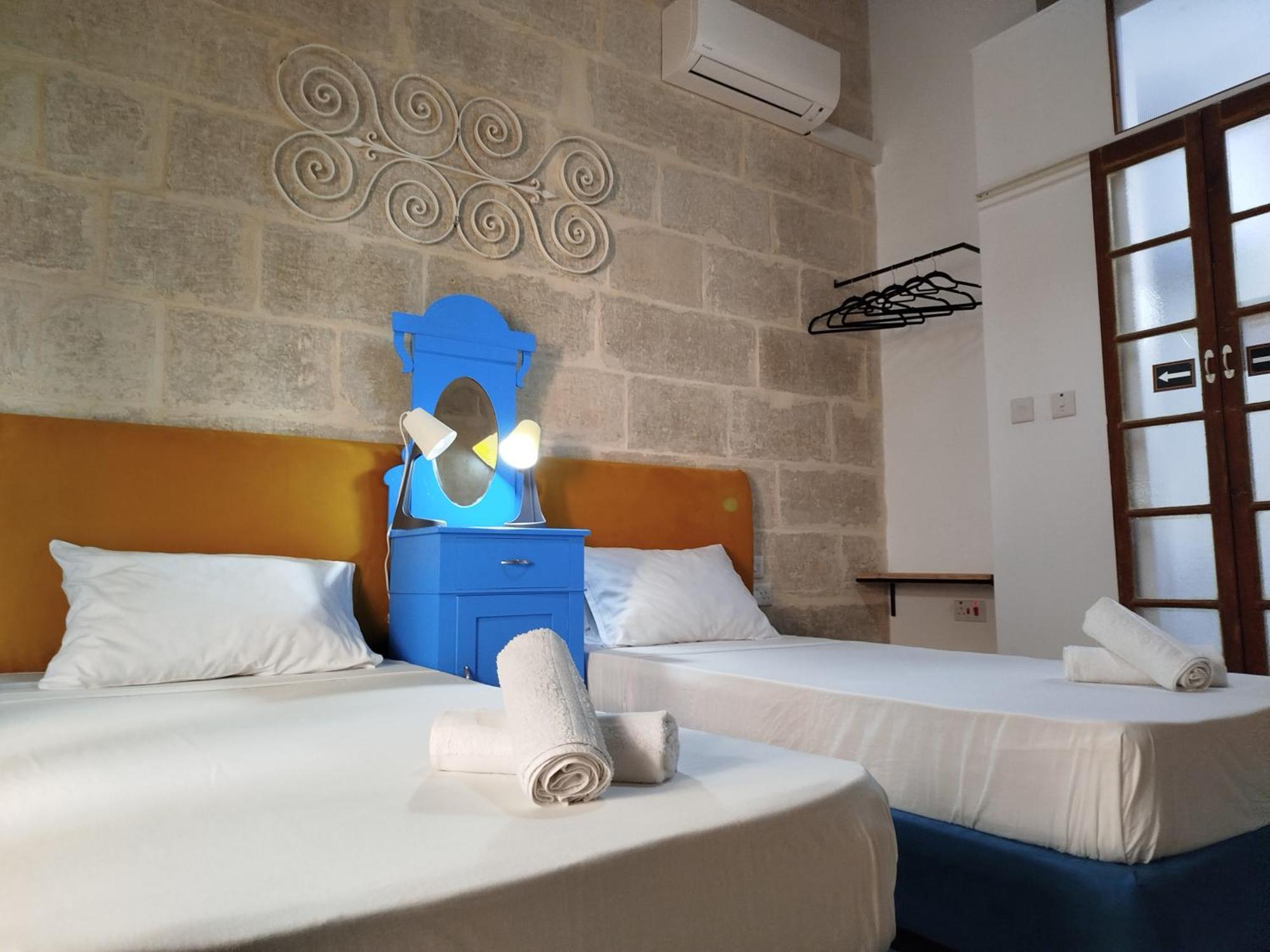 Limestone Sun Suites Sliema Buitenkant foto