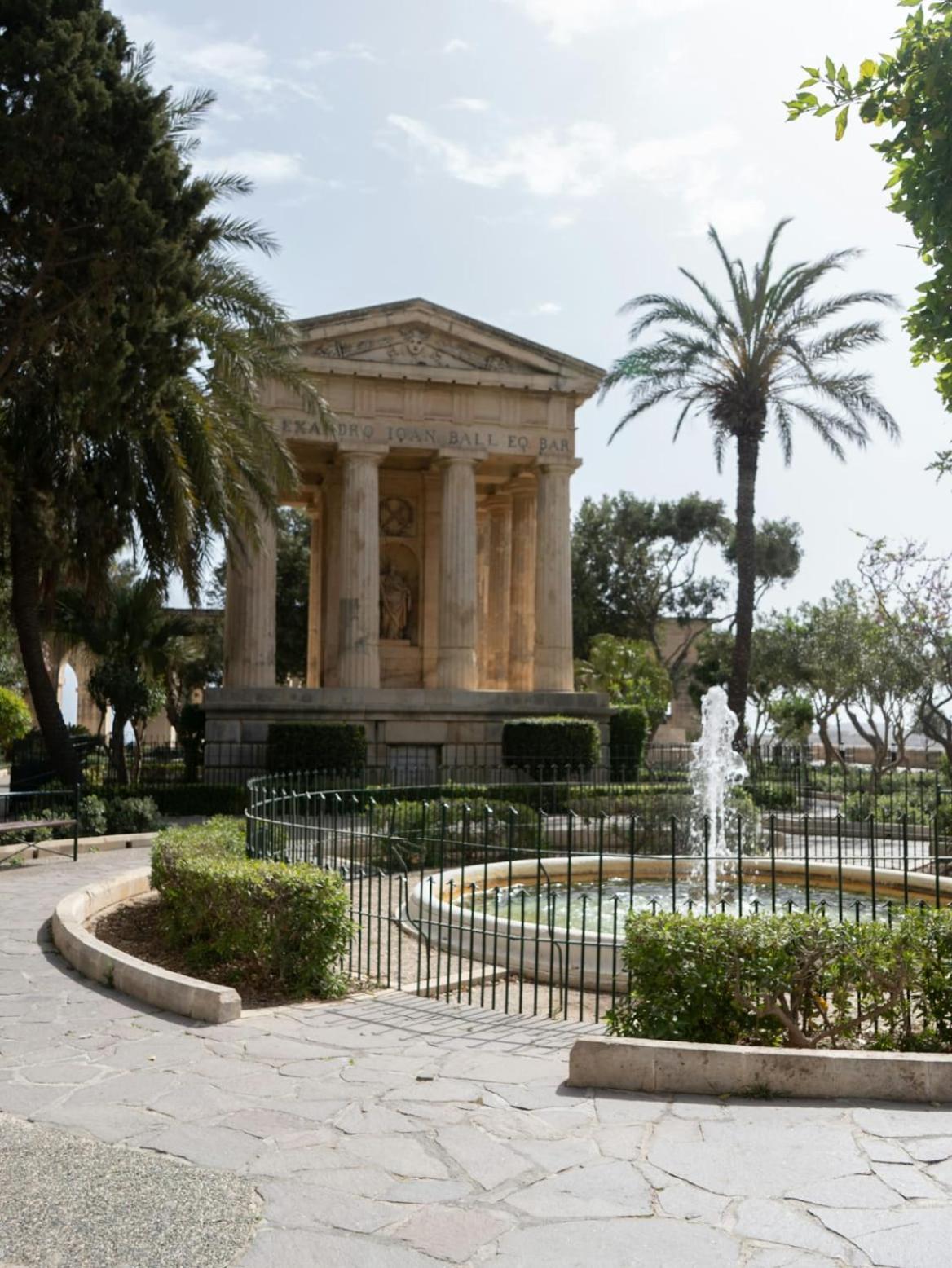 Limestone Sun Suites Sliema Buitenkant foto
