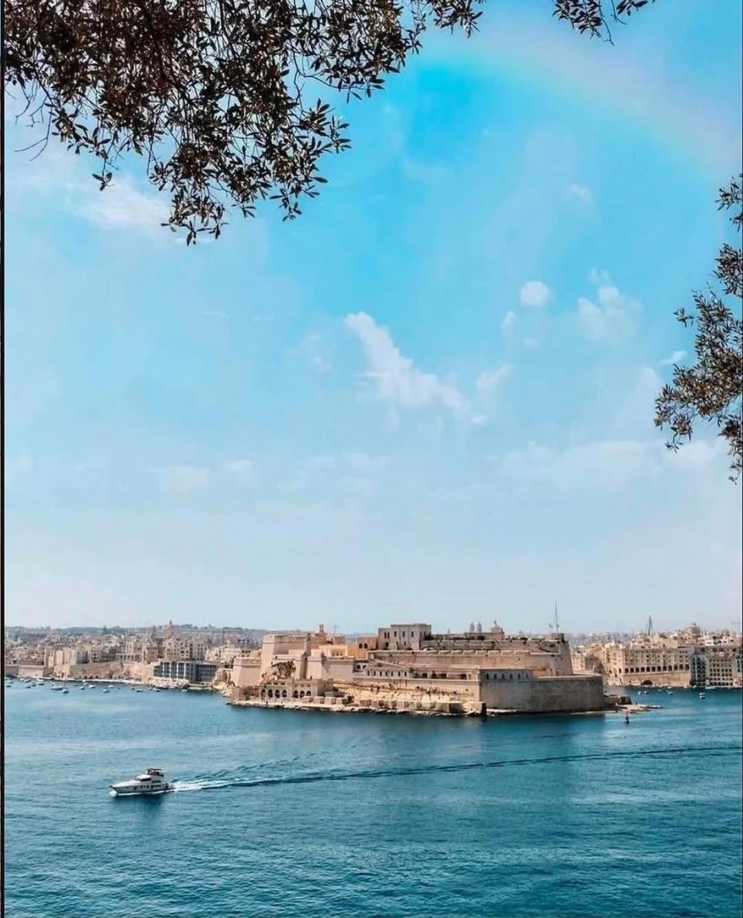 Limestone Sun Suites Sliema Buitenkant foto