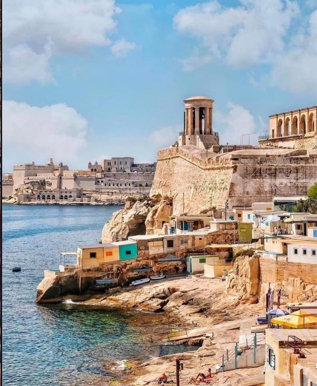 Limestone Sun Suites Sliema Buitenkant foto